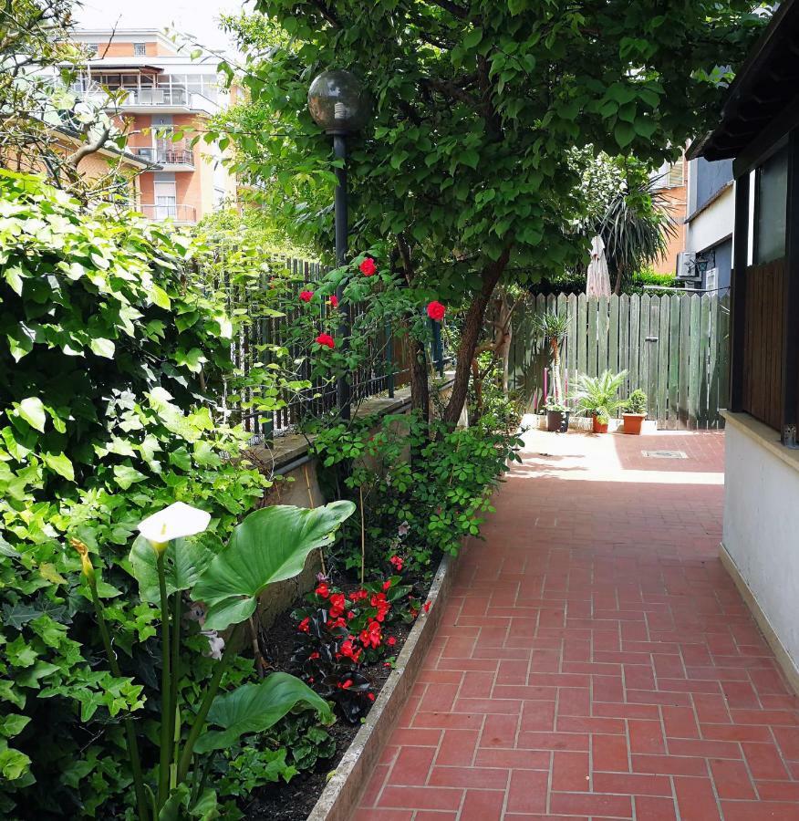 Lambertone, Cozy Flat In Rome, Aurelio Vatican Buitenkant foto