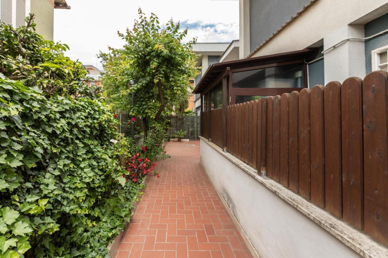 Lambertone, Cozy Flat In Rome, Aurelio Vatican Buitenkant foto